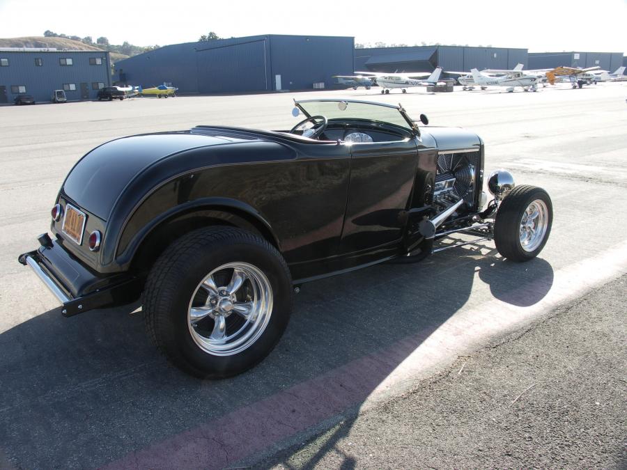 Ford Hi-Boy Custom Roadster 1932 года  (фото 5 из 11)